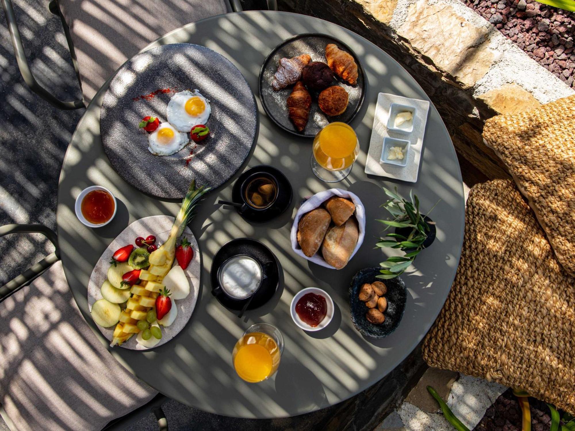 San Canzian Hotel & Residences - Small Luxury Hotels Of The World Buje Ngoại thất bức ảnh
